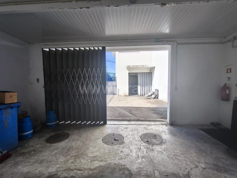 Armazém para Venda em Pedroso e Seixezelo Foto 7