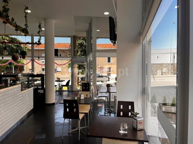 Loja para Trespasse em Canidelo Foto 6