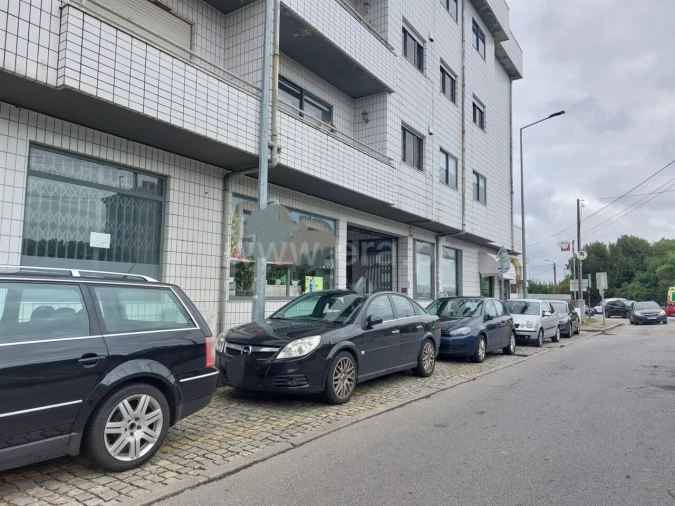 Loja para Trespasse em Vilar de Andorinho Foto 8