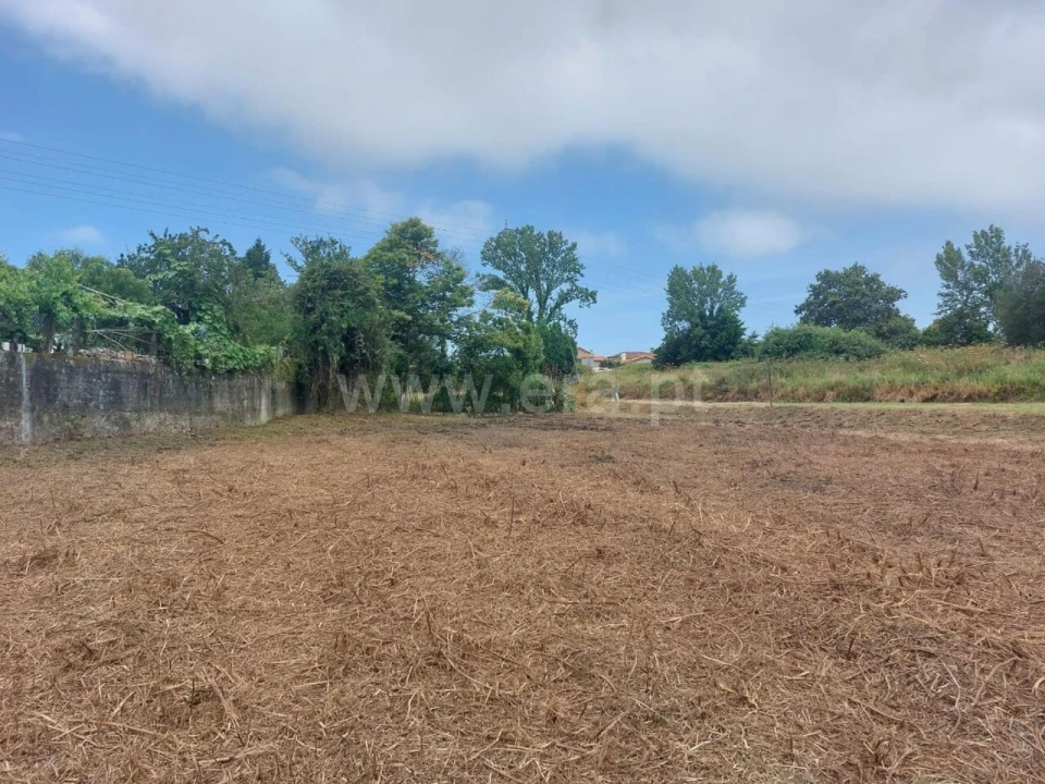 Terreno para Venda em Sandim, Olival, Lever e Crestuma Foto 2