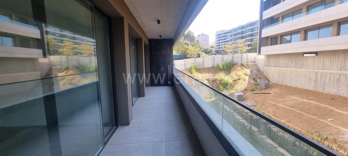 Apartamento T2 para Venda em Mafamude e Vilar do Paraíso Foto 4