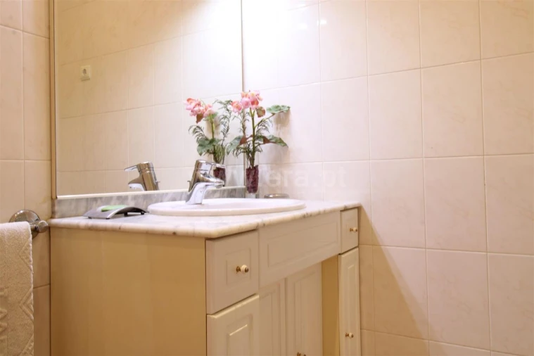 Moradia T4 para Venda em Santa Maria Maior e Monserrate e Meadela Foto 7