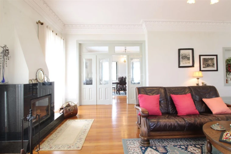 Moradia T4 para Venda em Santa Maria Maior e Monserrate e Meadela Foto 4