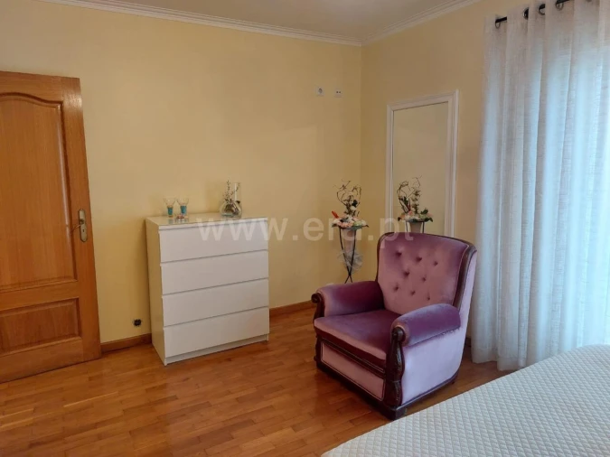 Moradia T4 para Venda em Sandim, Olival, Lever e Crestuma Foto 19