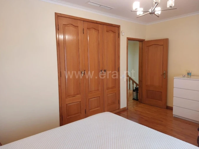 Moradia T4 para Venda em Sandim, Olival, Lever e Crestuma Foto 18