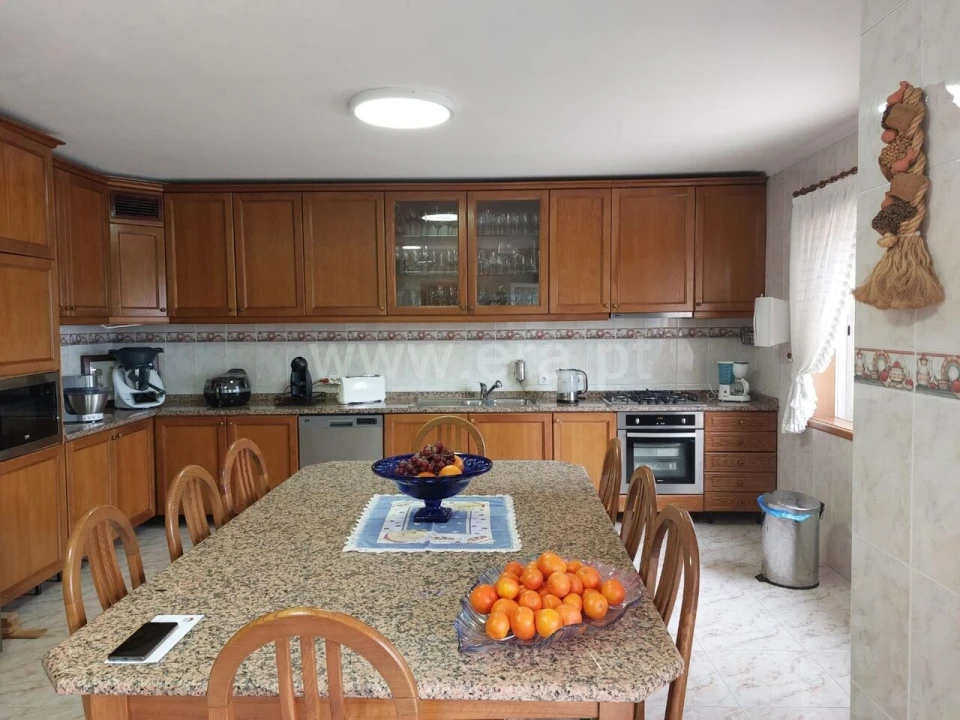 Moradia T4 para Venda em Sandim, Olival, Lever e Crestuma Foto 6