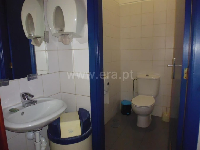 Loja para Trespasse em Avintes Foto 4