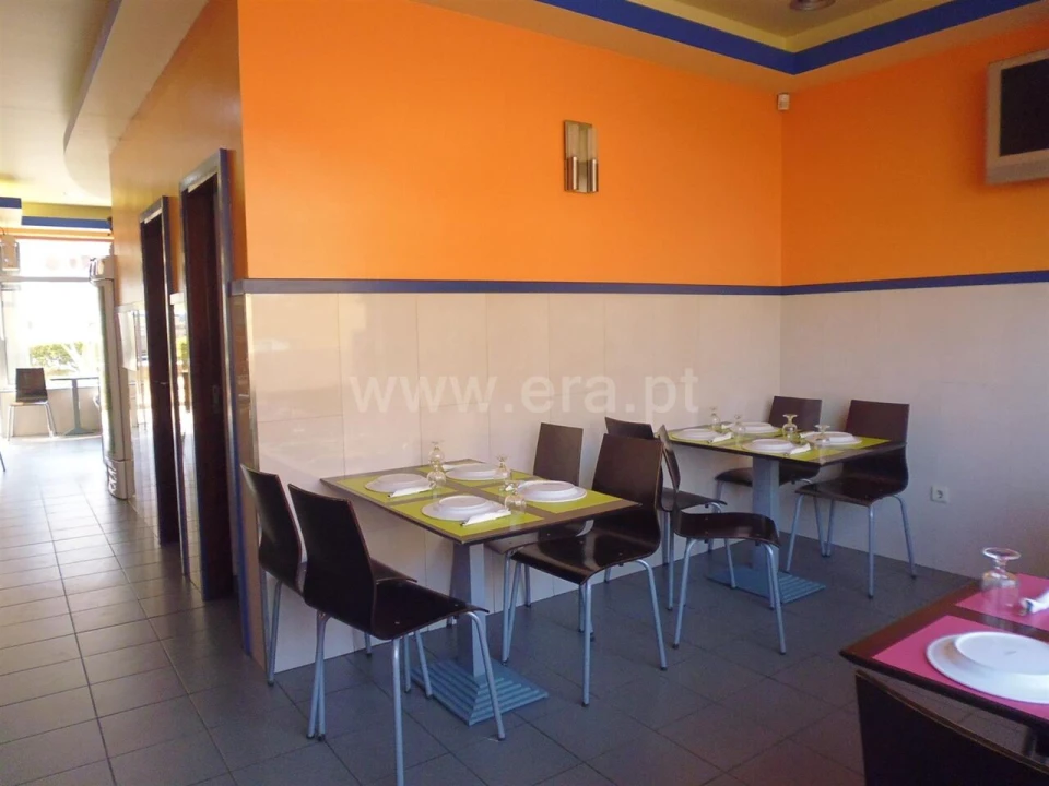 Loja para Trespasse em Avintes Foto 6