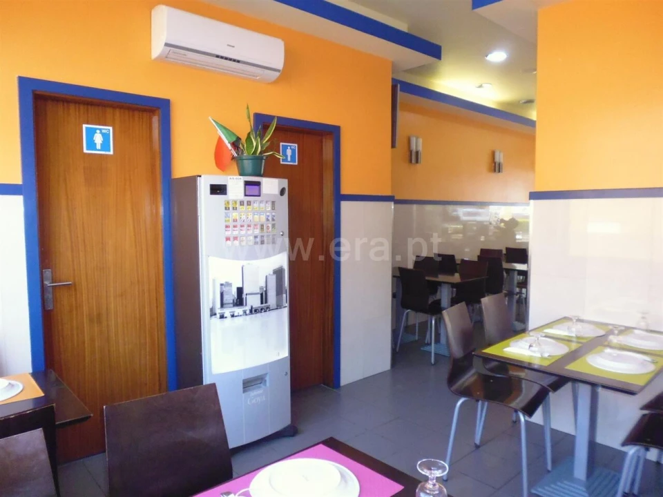 Loja para Trespasse em Avintes Foto 5