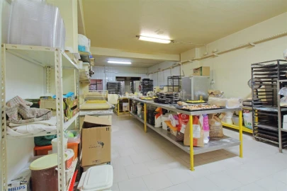 Loja para Trespasse em Fânzeres e São Pedro da Cova