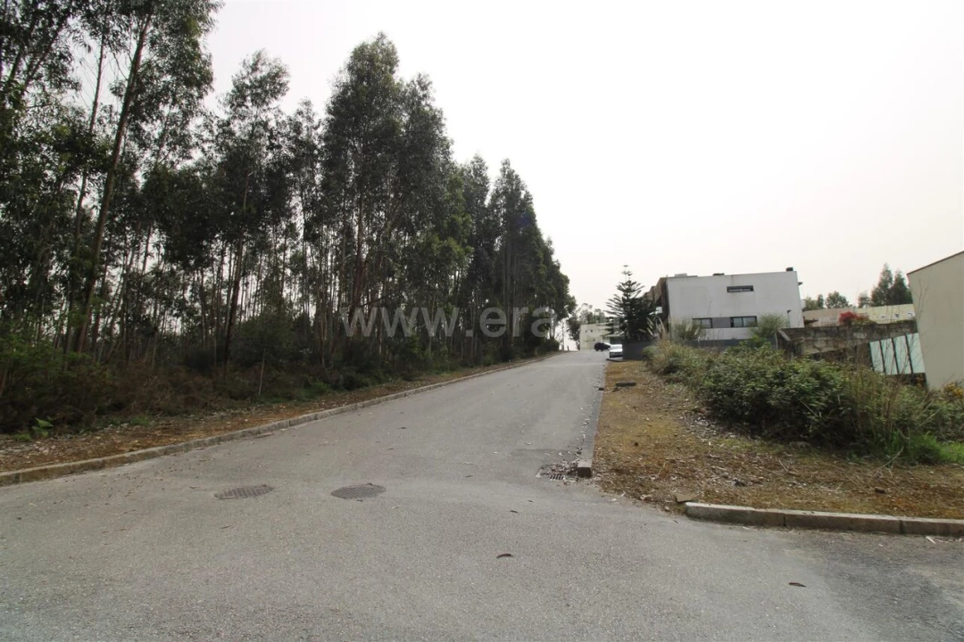 Terreno para Venda em Pedroso e Seixezelo Foto 2