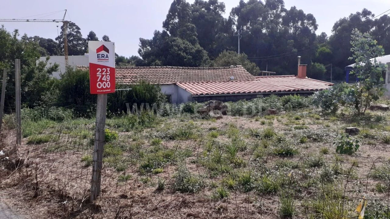 Terreno para Venda em Gulpilhares e Valadares Foto 1