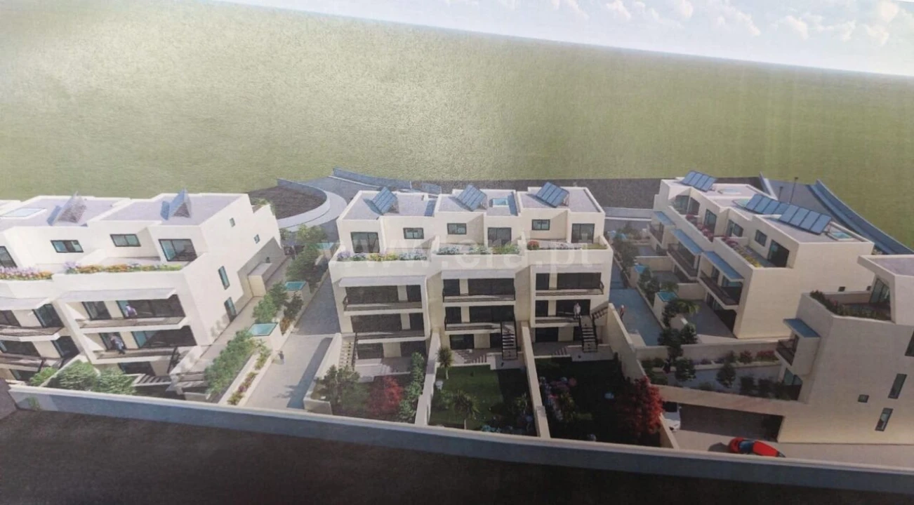 Terreno para Venda em Mafamude e Vilar do Paraíso Foto 3