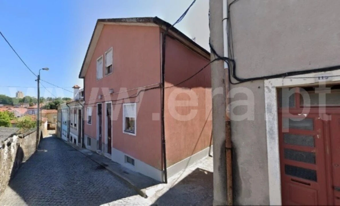 Moradia T2 para Venda em Santa Marinha e São Pedro da Afurada Foto 1