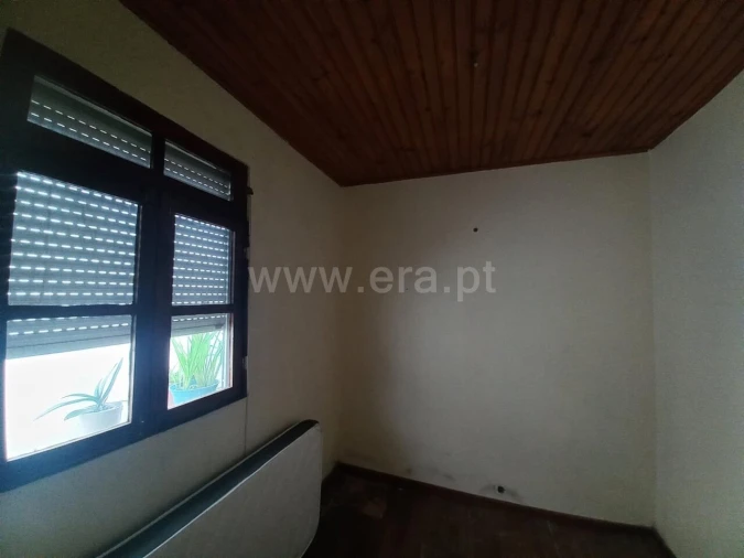 Moradia T0 para Venda em Santa Marinha e São Pedro da Afurada Foto 12