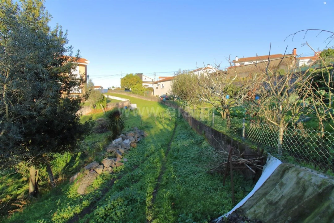 Terreno para Venda em Sandim, Olival, Lever e Crestuma Foto 12