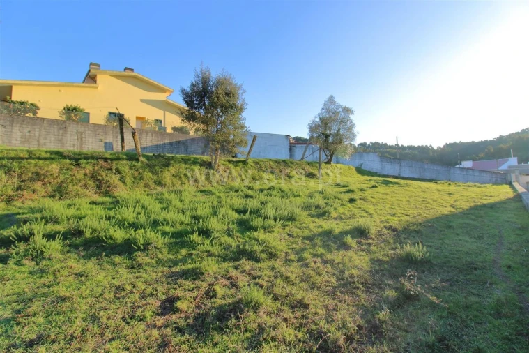 Terreno para Venda em Sandim, Olival, Lever e Crestuma Foto 9