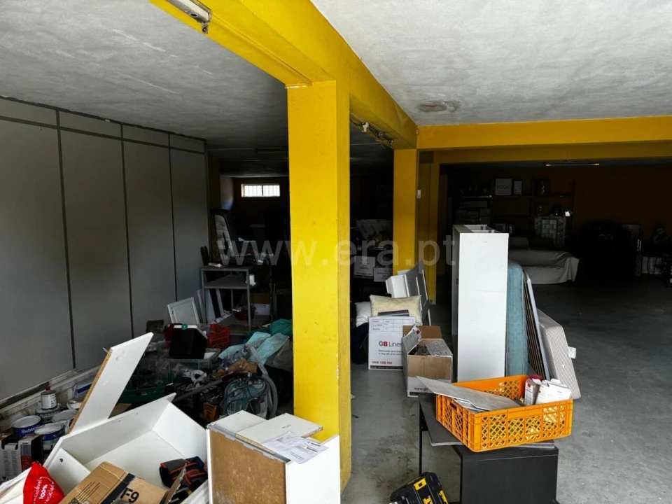 Armazém para Arrendamento em Mafamude e Vilar do Paraíso Foto 3