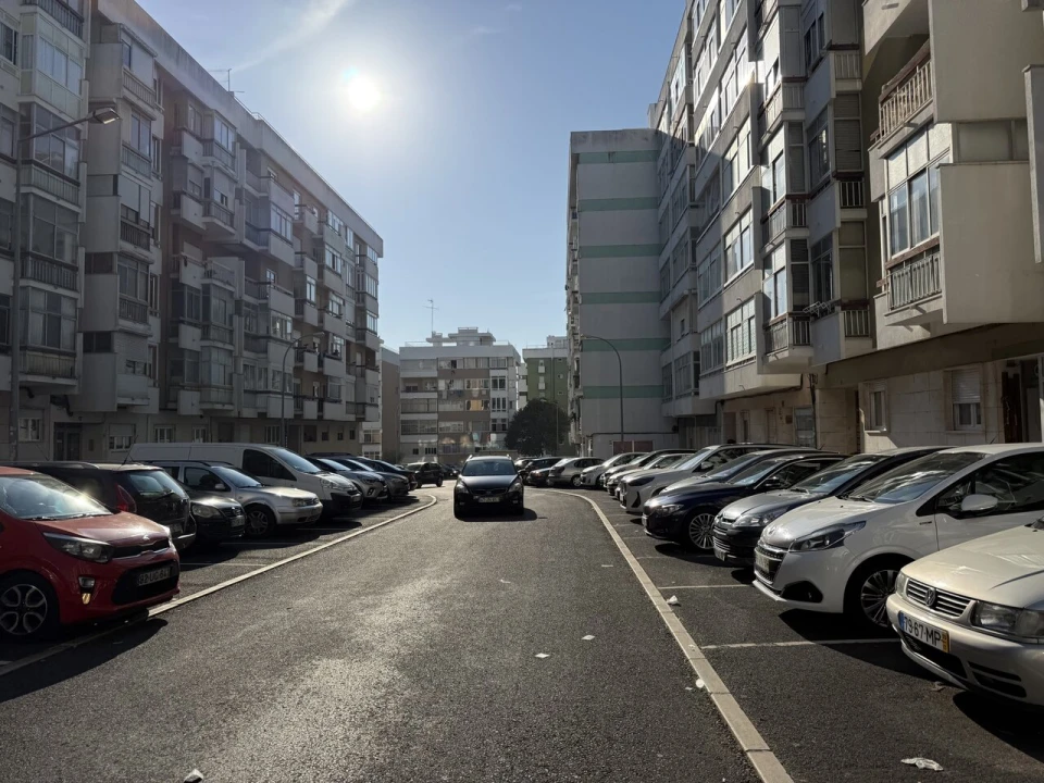 Apartamento T2 para Venda em Oeiras e São Julião da Barra, Paço de Arcos e Caxias Foto 23