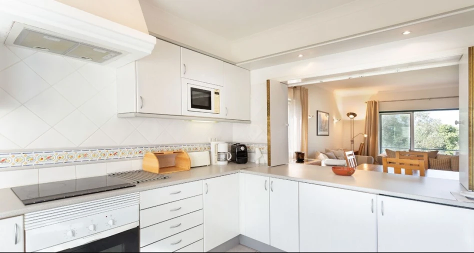 Apartamento T2 para Venda em Estômbar e Parchal Foto 7