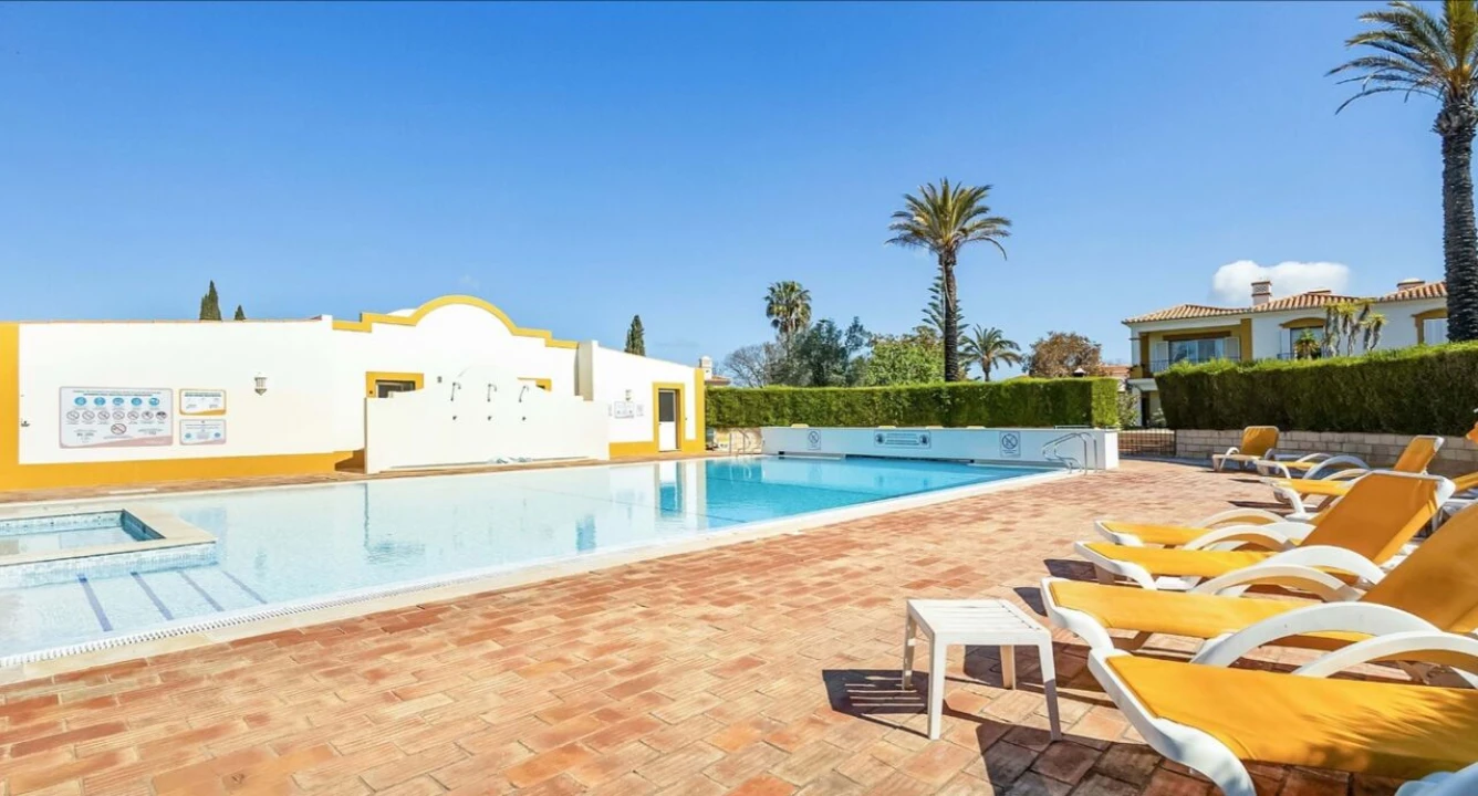 Apartamento T2 para Venda em Lagoa e Carvoeiro Foto 16