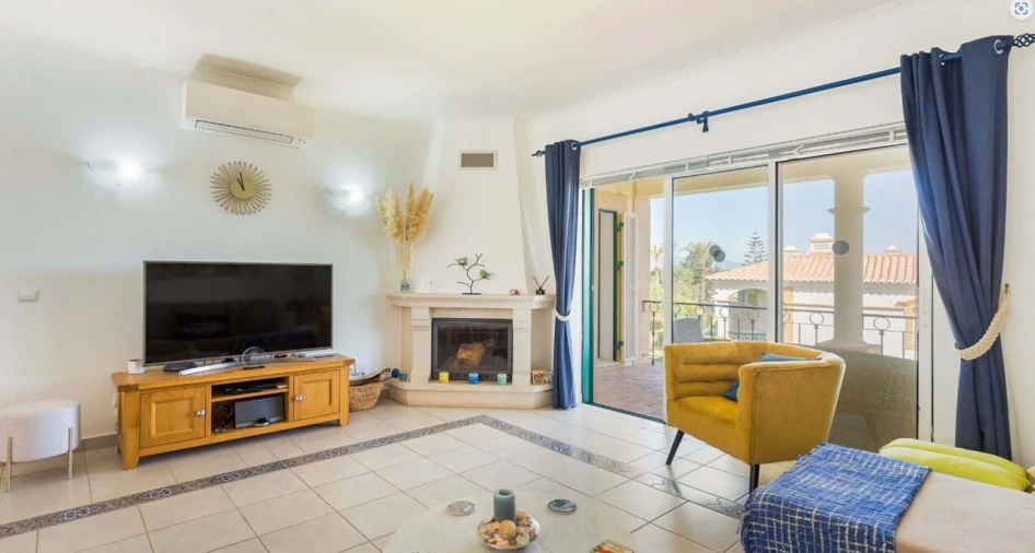 Apartamento T2 para Venda em Lagoa e Carvoeiro Foto 3