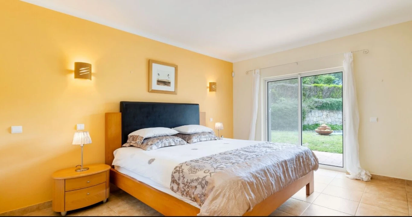 Moradia T4 para Venda em Lagoa e Carvoeiro Foto 16