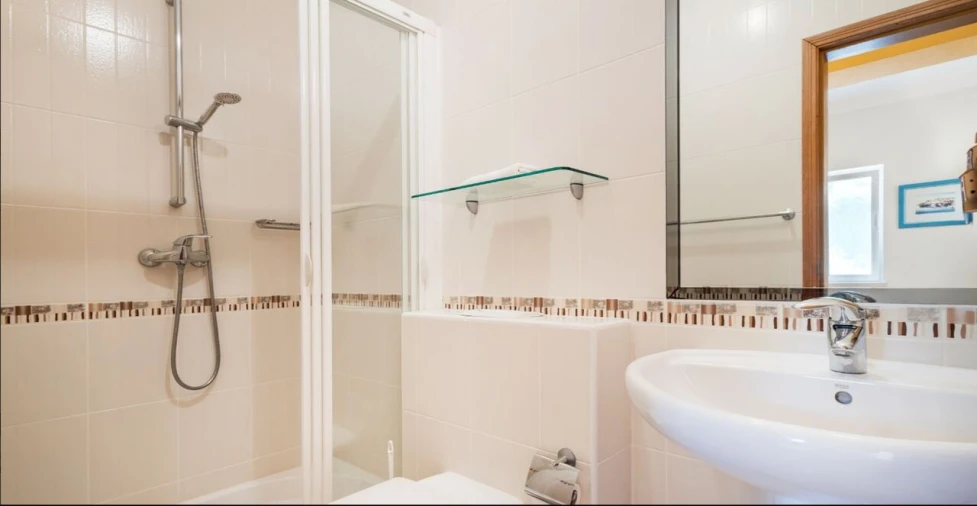 Moradia T4 para Venda em Lagoa e Carvoeiro Foto 17