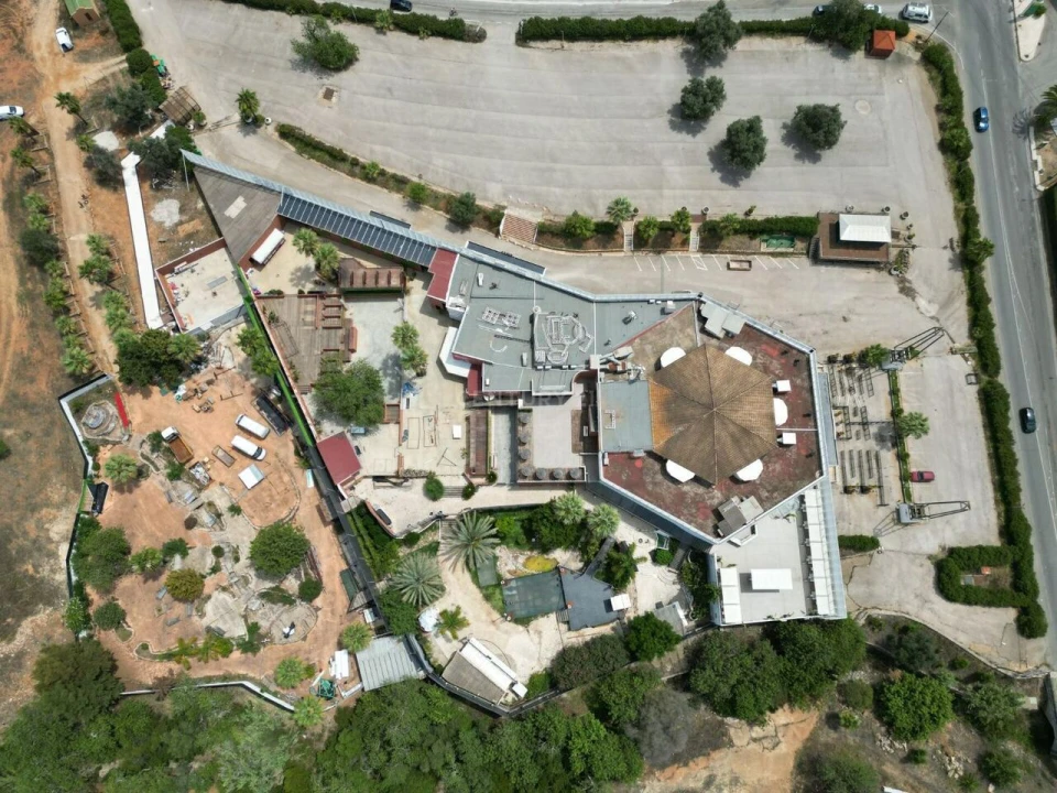 Loja para Venda em Quarteira Foto 4