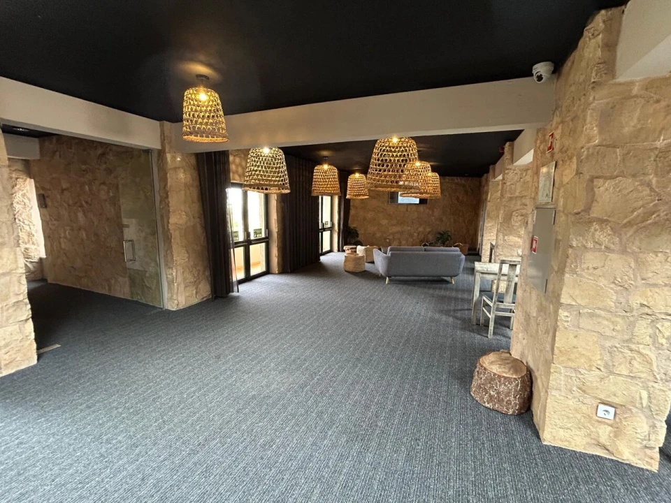 Apartamento T2 para Venda em Estômbar e Parchal Foto 2