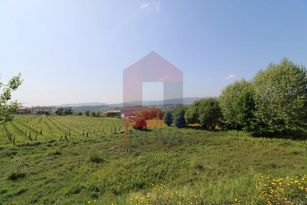 Terreno para Venda em Caldelas, Sequeiros e Paranhos Foto 17