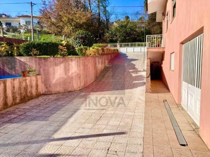 Moradia T3 para Venda em Pico de Regalados, Gondiães e Mós Foto 24