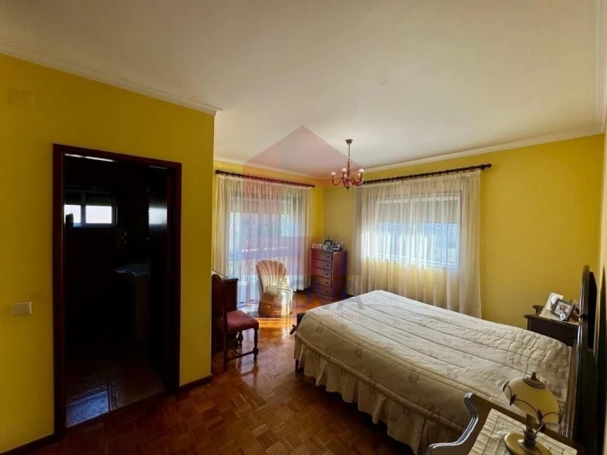 Moradia T3 para Venda em Pico de Regalados, Gondiães e Mós Foto 11