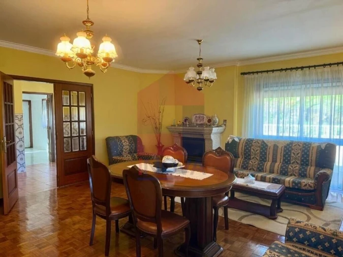 Moradia T3 para Venda em Pico de Regalados, Gondiães e Mós Foto 3