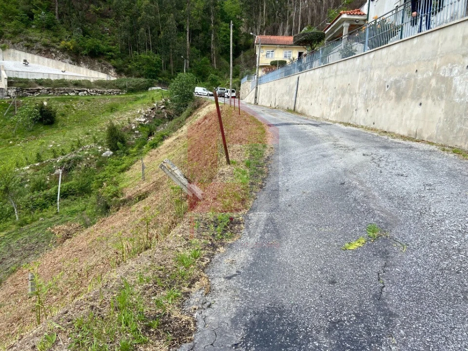 Terreno para Venda em Sande, Vilarinho, Barros e Gomide Foto 5