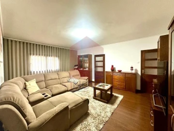 Moradia T4 para Venda em Real, Dume e Semelhe