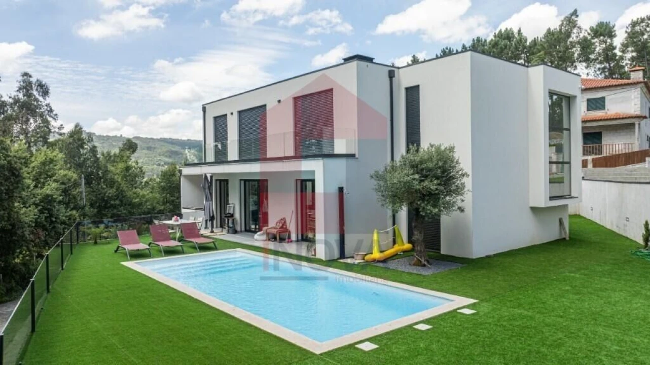 Moradia T3 para Venda em Esqueiros, Nevogilde e Travassós Foto 1