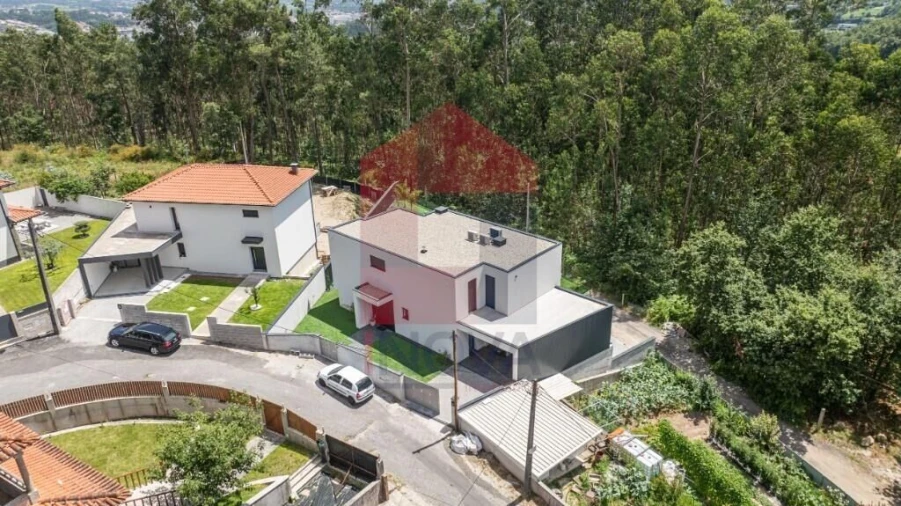 Moradia T3 para Venda em Esqueiros, Nevogilde e Travassós Foto 31