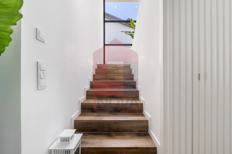 Moradia T3 para Venda em Esqueiros, Nevogilde e Travassós Foto 11