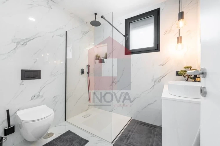 Moradia T3 para Venda em Esqueiros, Nevogilde e Travassós Foto 10