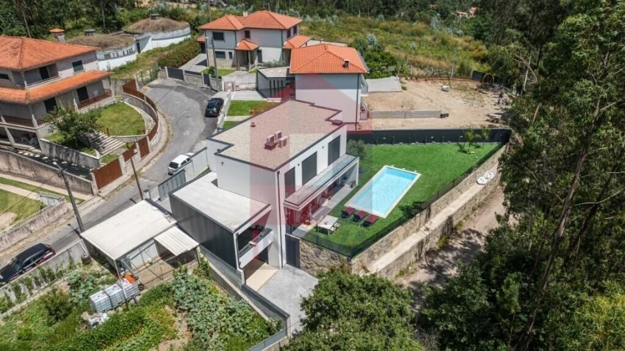 Moradia T3 para Venda em Esqueiros, Nevogilde e Travassós Foto 39