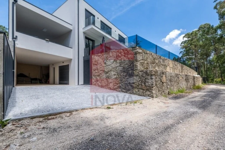 Moradia T3 para Venda em Esqueiros, Nevogilde e Travassós Foto 26