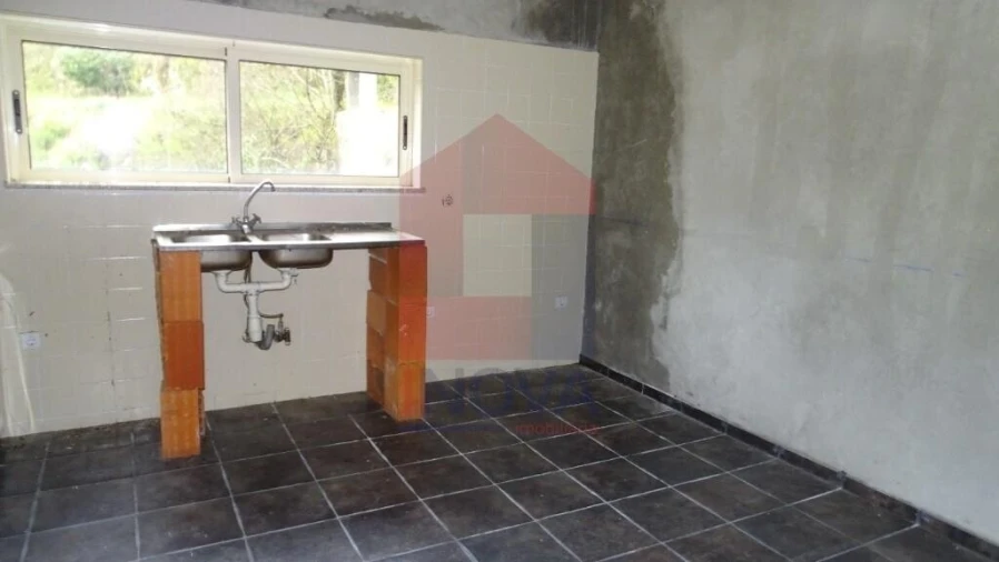 Moradia T1 para Venda em Sande, Vilarinho, Barros e Gomide Foto 15