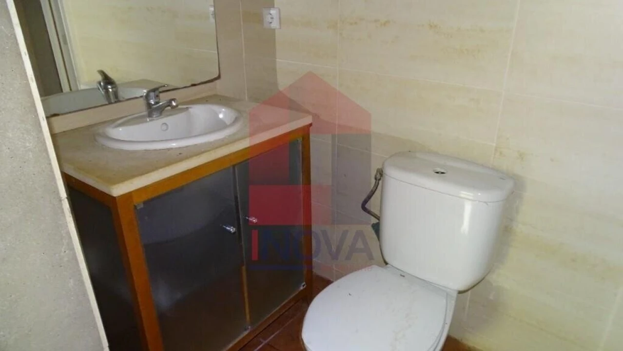 Moradia T1 para Venda em Sande, Vilarinho, Barros e Gomide Foto 10