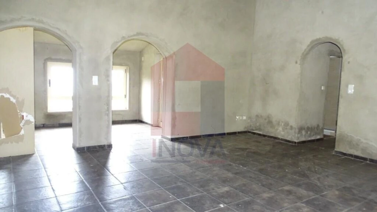 Moradia T1 para Venda em Sande, Vilarinho, Barros e Gomide Foto 3