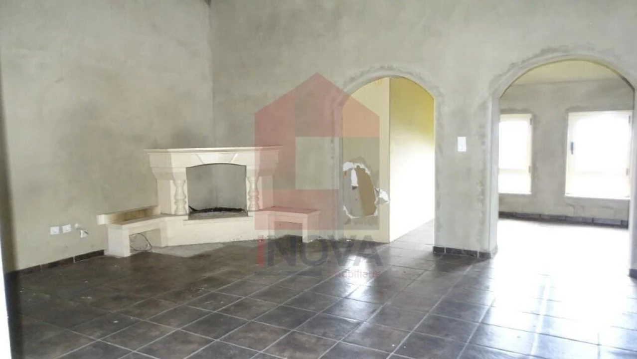 Moradia T1 para Venda em Sande, Vilarinho, Barros e Gomide Foto 2