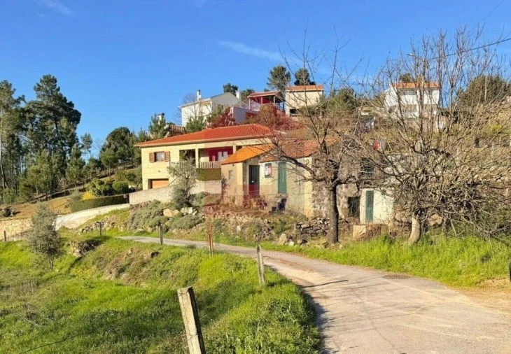 Moradia T0 para Venda em Freigil e Miomães Foto 15