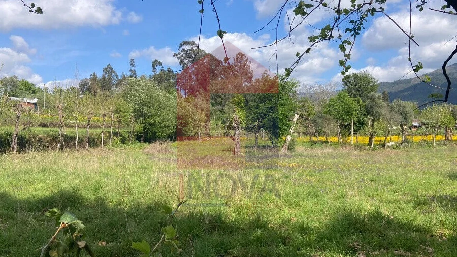 Terreno para Venda em Oriz (Santa Marinha) e Oriz (São Miguel)