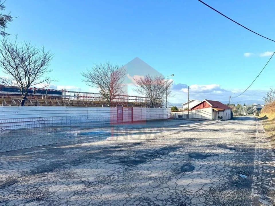 Apartamento T3 para Venda em Braga (Maximinos, Sé e Cividade) Foto 14