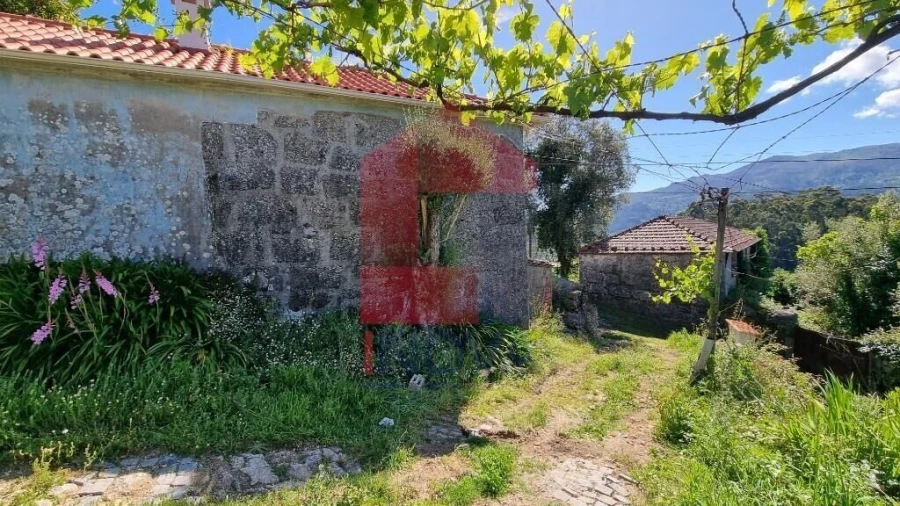 Moradia T1 para Venda em Cibões e Brufe Foto 16